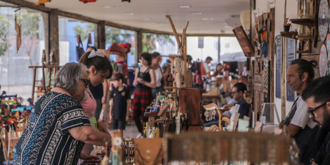 Feira Noturna de Guararema é atração nas sextas-feiras