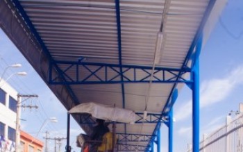 Prefeito inaugura UBS e o novo miniterminal