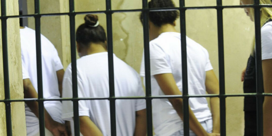 Política de drogas causa extermínio de jovens negros, diz pesquisadora