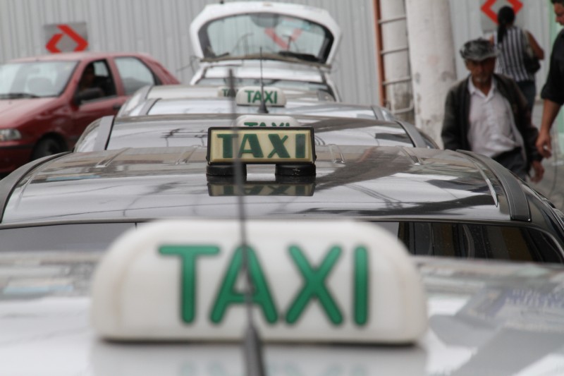 Tarifas de táxi ficam até 17% mais caras em Ferraz