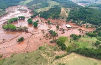 Justiça suspende acordo entre governo e Samarco