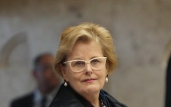 Rosa Weber suspende ações contra jornalistas do Paraná