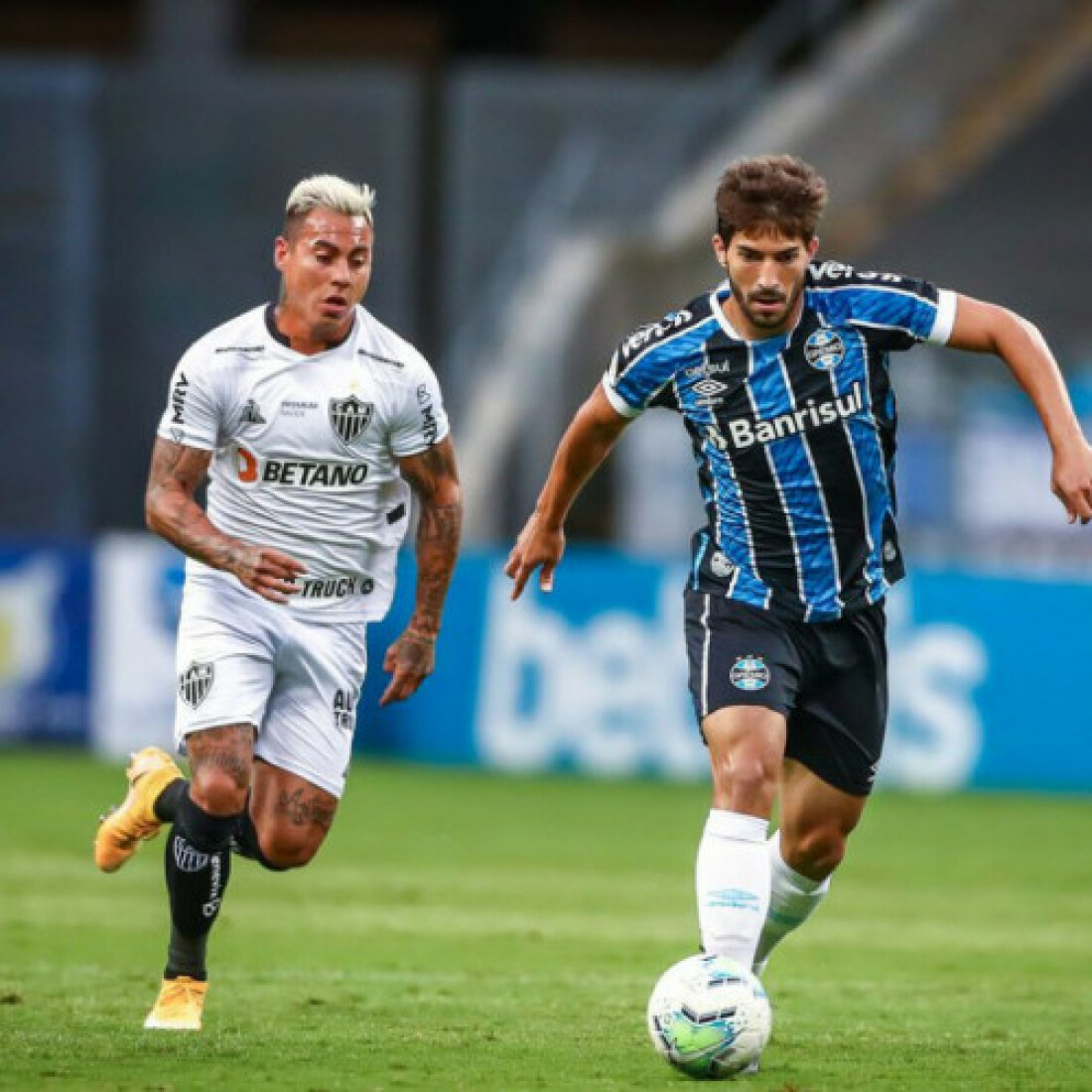 Brasileiro: Atlético-MG tenta ampliar liderança diante do Grêmio