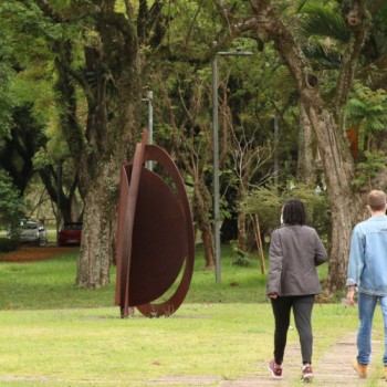 Finados: veja o que funciona em SP neste feriado