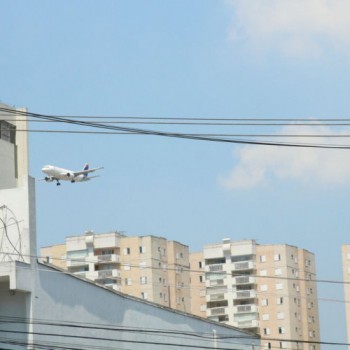 Acidente com Fokker 100 exigiu mudanças na aviação brasileira