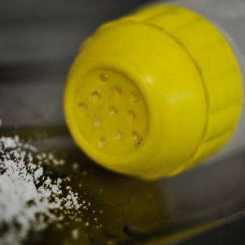 Consumo de sal nas Américas é três vezes maior que recomendado por OMS