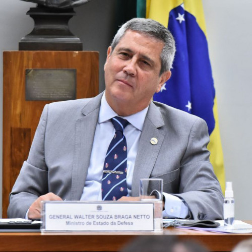 Ministro diz que não há insubordinação nas Forças Armadas
