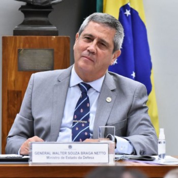 Ministro diz que não há insubordinação nas Forças Armadas