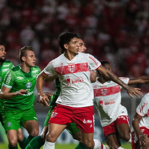 Série B: Coritiba empata com CRB e pode perder liderança