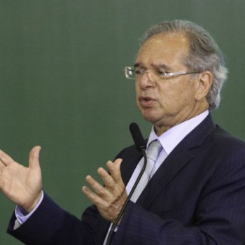 Ministro diz que privatização da Petrobras ampliaria investimentos