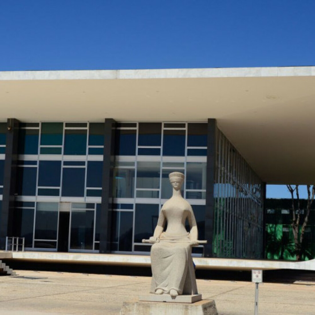 Mais de um ano após liminares, STF debate juiz de garantias