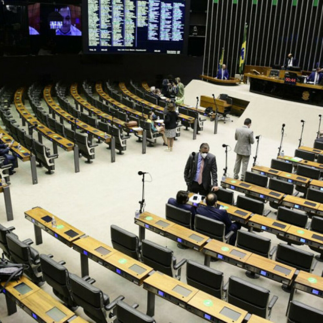 Câmara dos Deputados retoma hoje atividades presenciais