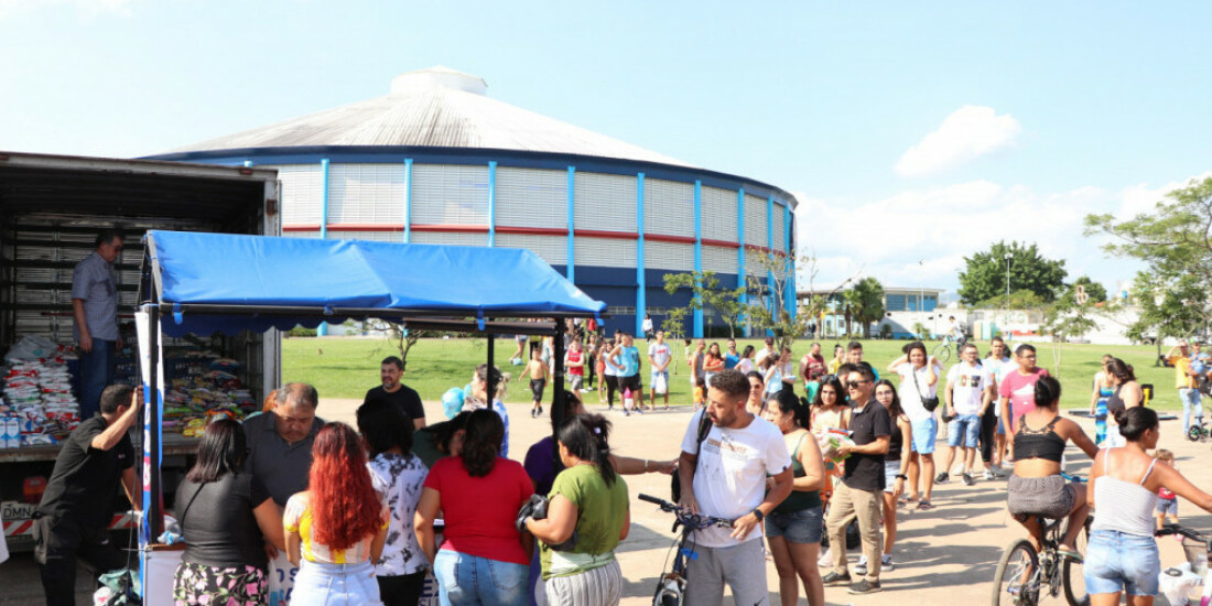 Fundo Social arrecada toneladas de alimentos