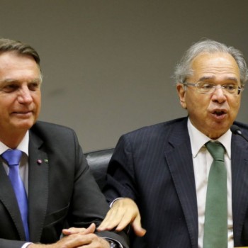 Presidente diz que valor de auxílio foi decidido com responsabilidade