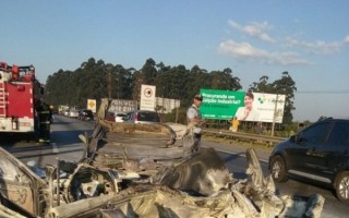 Acidente em Itaquá mata duas pessoas