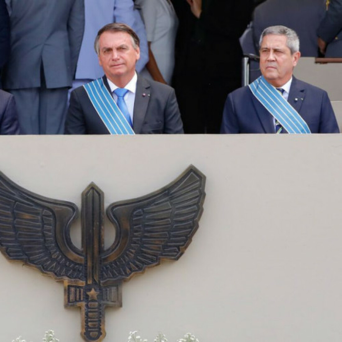 Bolsonaro participa da comemoração ao Dia do Aviador e da FAB