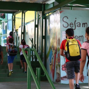 Ensino público no DF se prepara para nova fase 100% presencial