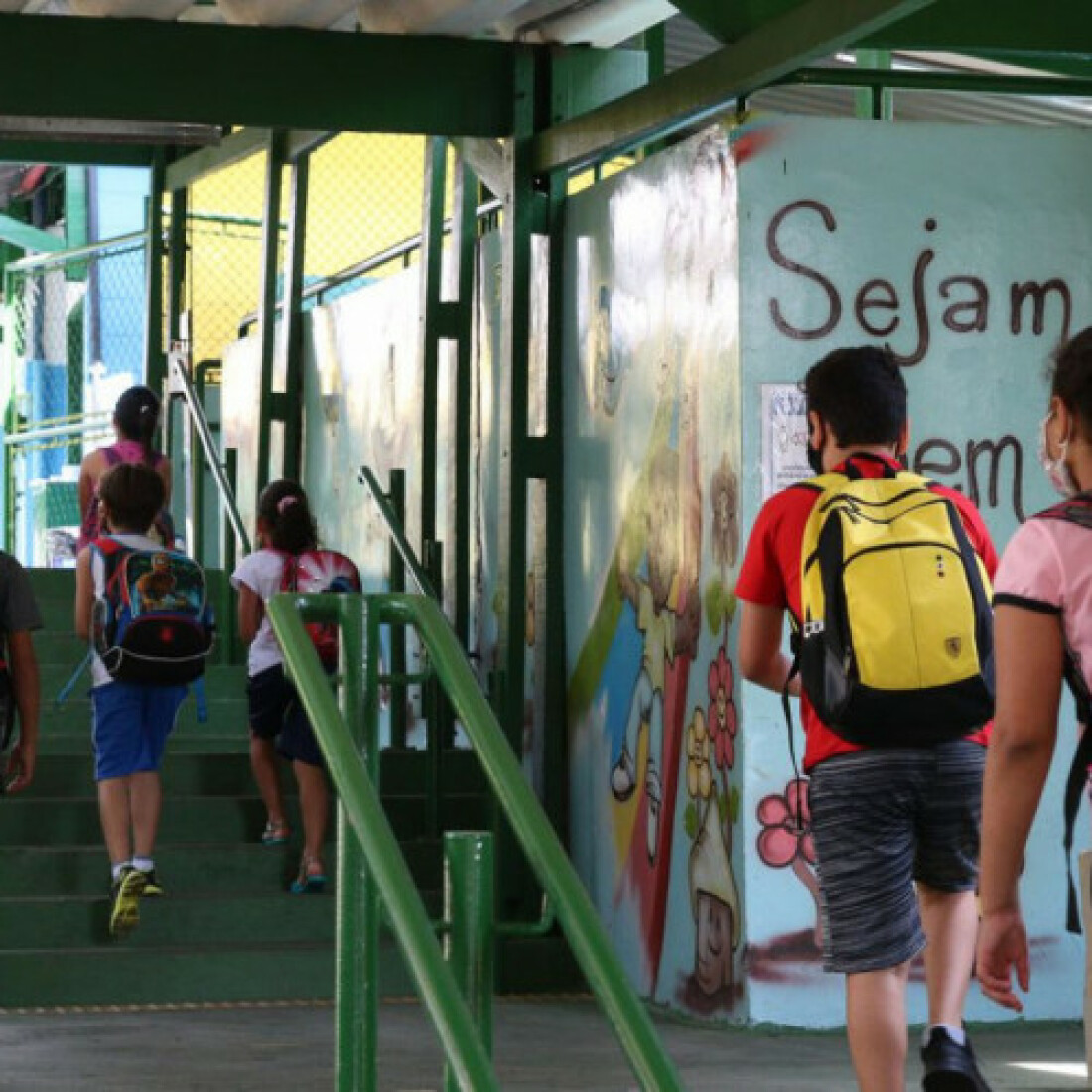 Ensino público no DF se prepara para nova fase 100% presencial