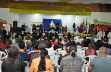Casa Aberta e Fundo Social fazem formatura de quase 850 alunos