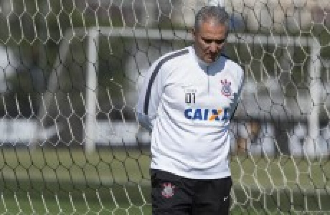 Tite e Vagner Love minimizam polêmica do jogo em Curitiba