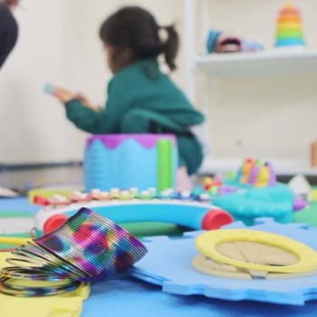 Projeto-piloto para acolhimento de estudantes autistas tem início