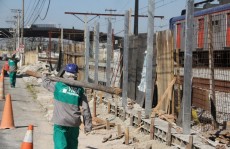 CPTM troca muro por grades no Parque Maria Helena: