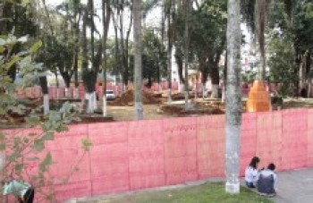 Obras no centro avançam até a Praça Padre João Álvares