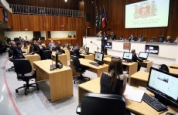 Câmara aprova LDO em última discussão