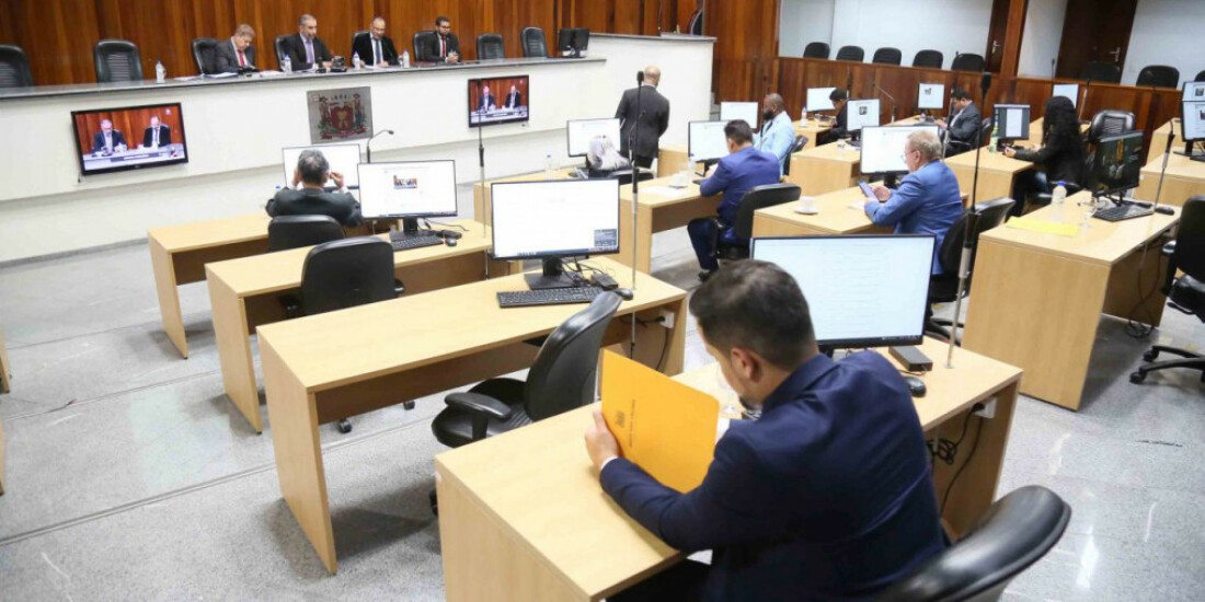 Vereadores cobram instalação de tótens em novos pontos