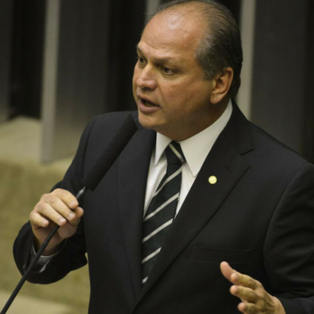 Líder do governo na Câmara processará relator da CPI por calúnia