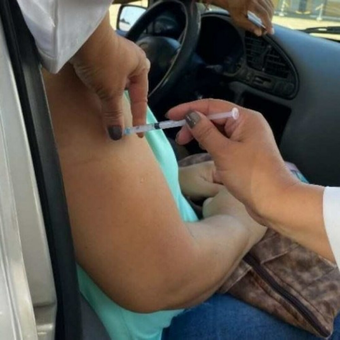 Estado reduz aplicação da 2ª dose para 21 dias em adultos