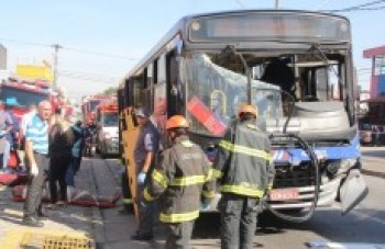 Acidente deixa 11 feridos