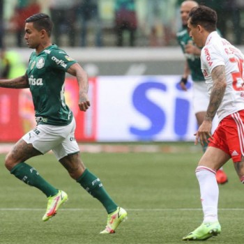 Palmeiras vence Internacional e retorna ao G4 do Brasileiro
