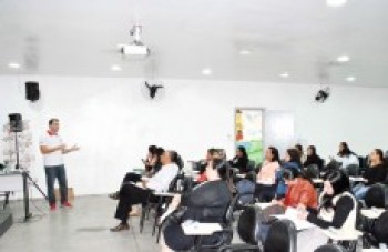 Itaquá realiza formação de 3 temas para gestores