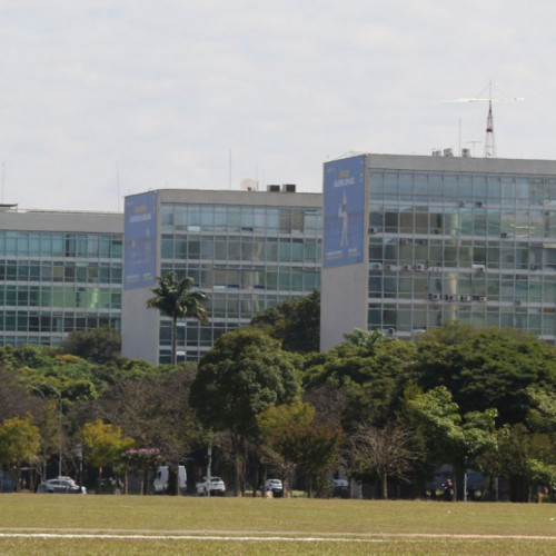Entram em vigor regras para retorno ao trabalho presencial de servidor