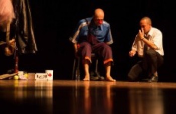 TPE volta a apresentar a peça "Palhaços" nesta quarta-feira