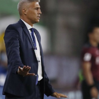 Após 8 meses, técnico Hernán Crespo não comanda mais o São Paulo