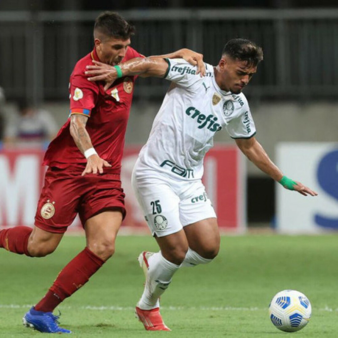 Brasileiro: Bahia e Palmeiras empatam sem gols em Salvador