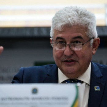 Ministro pede que corte no orçamento seja revisto "urgentemente"