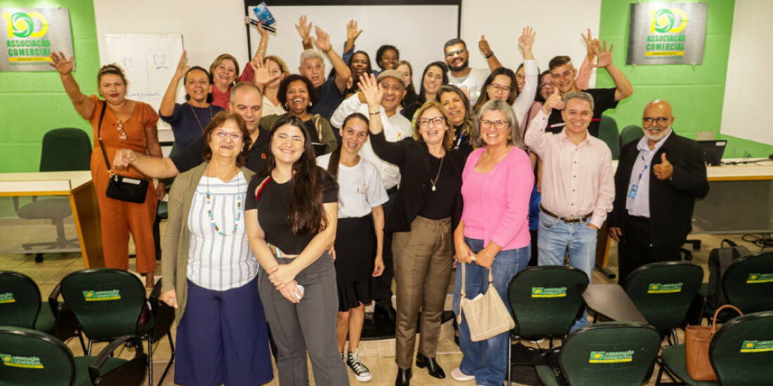 Associação Comercial discute financiamento