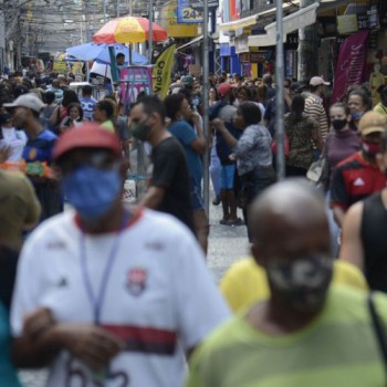 Brasil registra 202 mortes por covid-19 em 24 horas