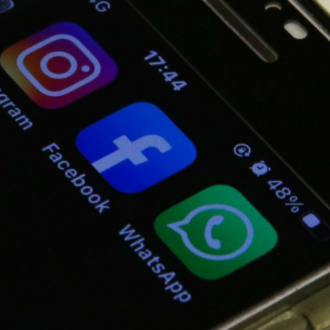 Facebook, Instagram e WhatsApp voltam a apresentar instabilidade