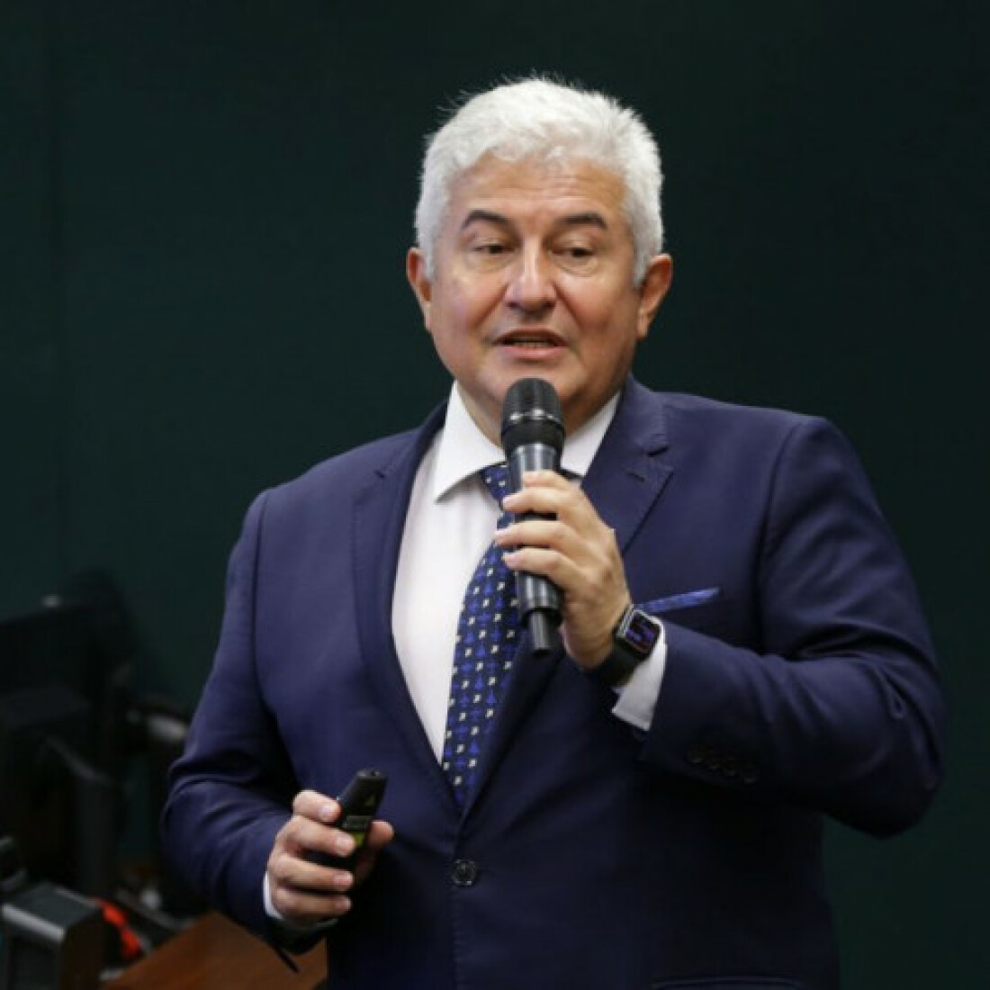 Ministro lamenta perda de recursos para ciência e tecnologia
