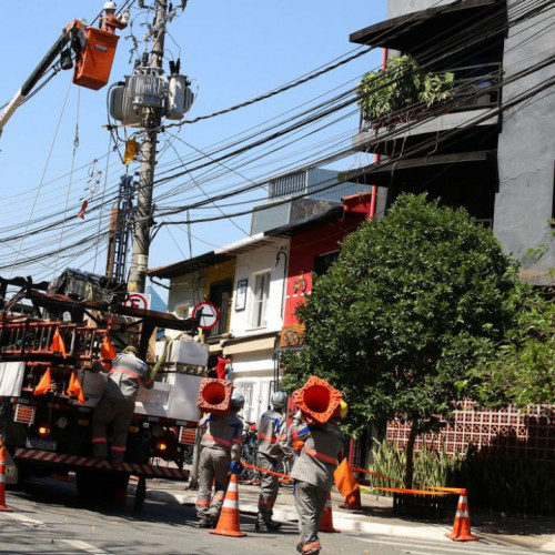 Conta de luz poderá ser paga com cartão de crédito em São Paulo