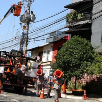 Conta de luz poderá ser paga com cartão de crédito em São Paulo
