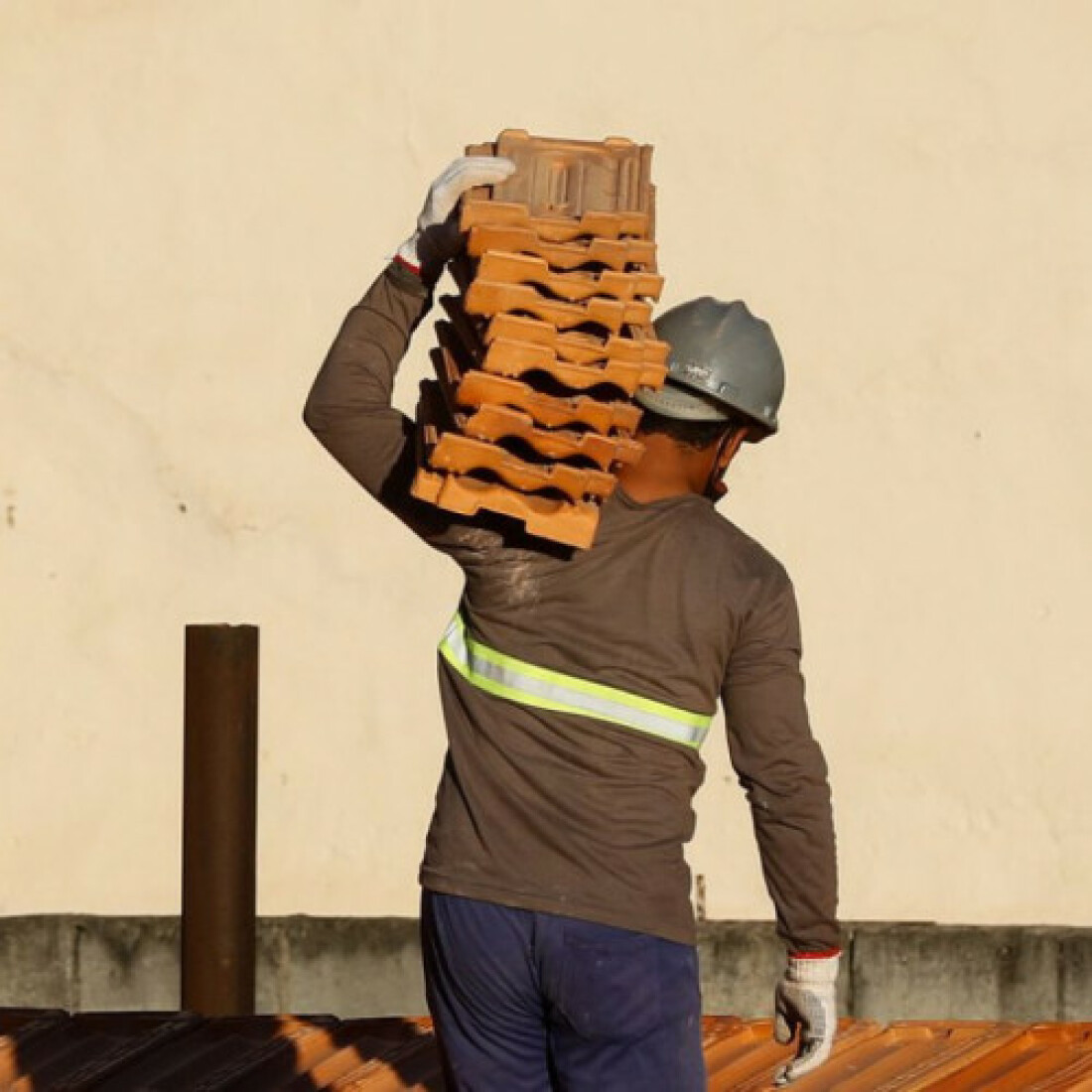 Índice da construção civil é de 0,88% em setembro, o menor em 2021