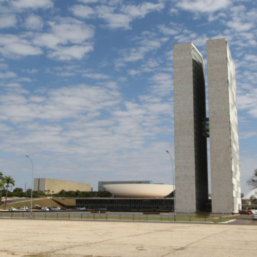 Congresso aprova recursos extras para ministérios