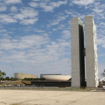 Congresso aprova recursos extras para ministérios