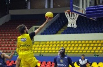 Mogi estreia no Paulista com o técnico Guerrinha