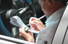 3,8 mil são multados por não pagar tarifa da Zona Azul